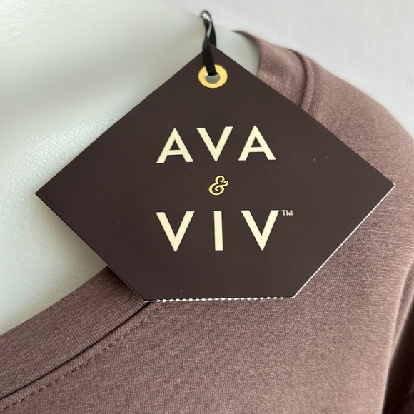 AVA&VIV dark Taupe 3X long sleeve tee, NWT - Picture 3 of 5